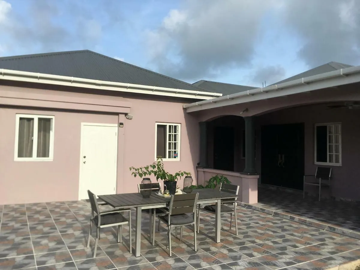 Crosbies Cabin Apartment Cedar Grove Antigua/Barbuda